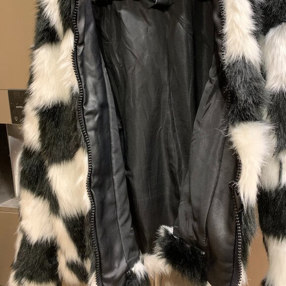 Forever 21 Black/White Faux Fur Jacket - Picture 4 of 4